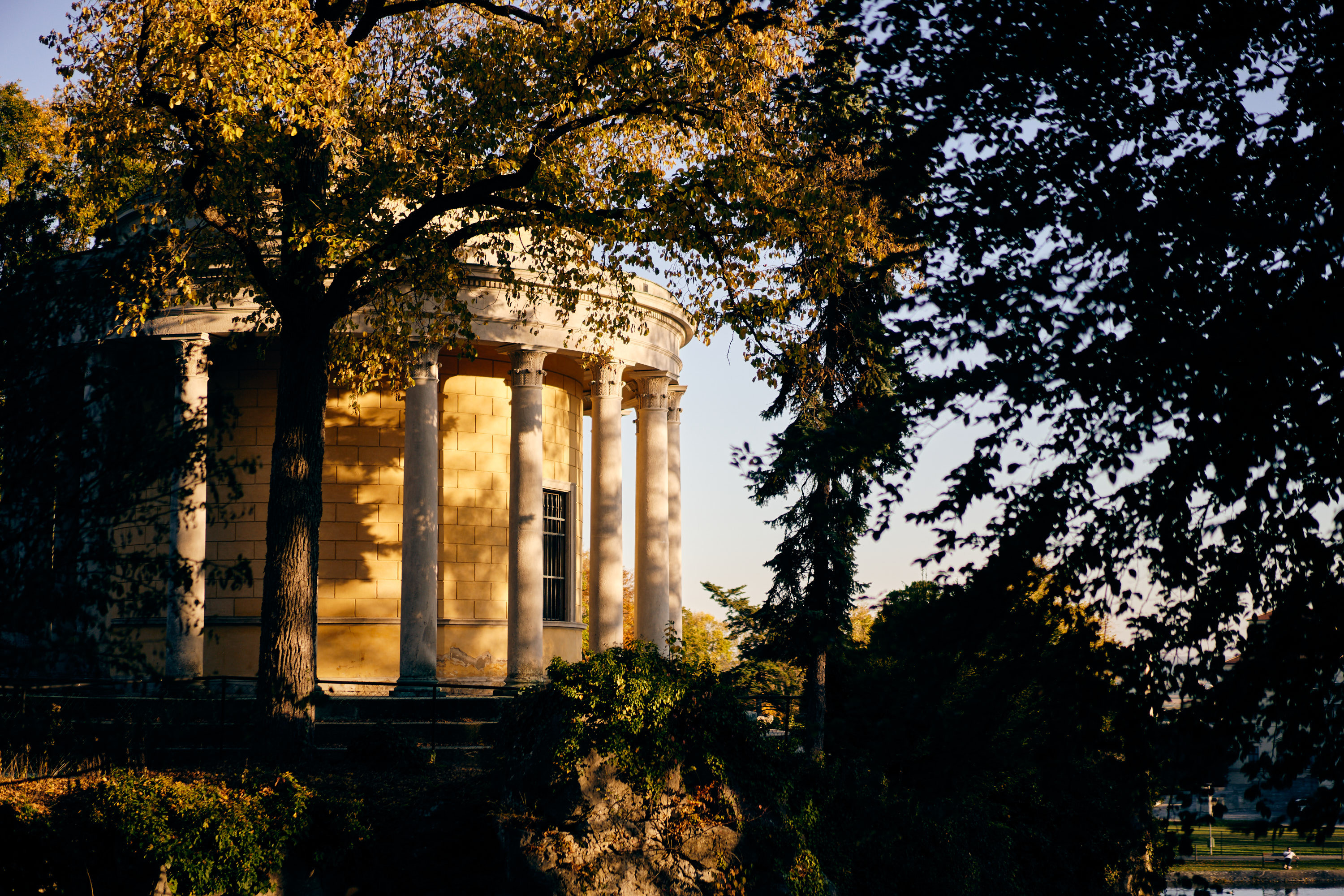 Leopoldinentempel Herbstgold